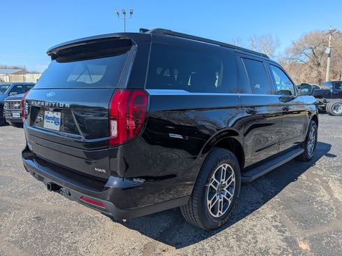Used 2026 Ford Expedition Max Active RWD image 6
