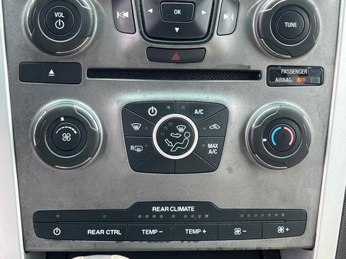 Used 2013 Ford Explorer FWD image 24