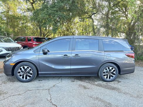 New 2026 Honda Odyssey EX-L image 4