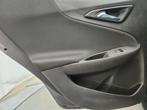 Used 2017 Chevrolet Malibu LT FWD image 19