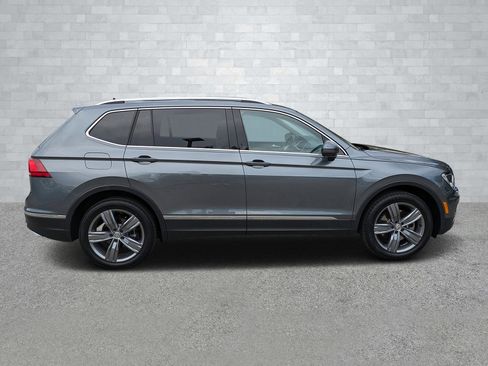 Used 2020 Volkswagen Tiguan SEL image 4