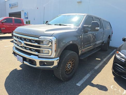 Used 2024 Ford F350 Lariat w/ Camper Package AWD/4WD image 2