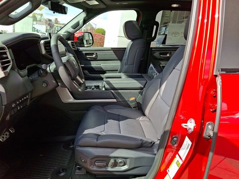 New 2026 Toyota Sequoia Platinum image 9