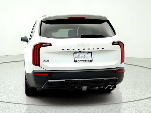 Used 2022 Kia Telluride SX w/ SX Prestige Package AWD/4WD image 6
