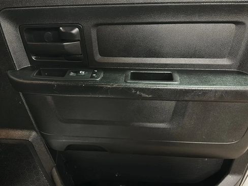 Used 2017 RAM 1500 Express w/ Express Value Package image 17