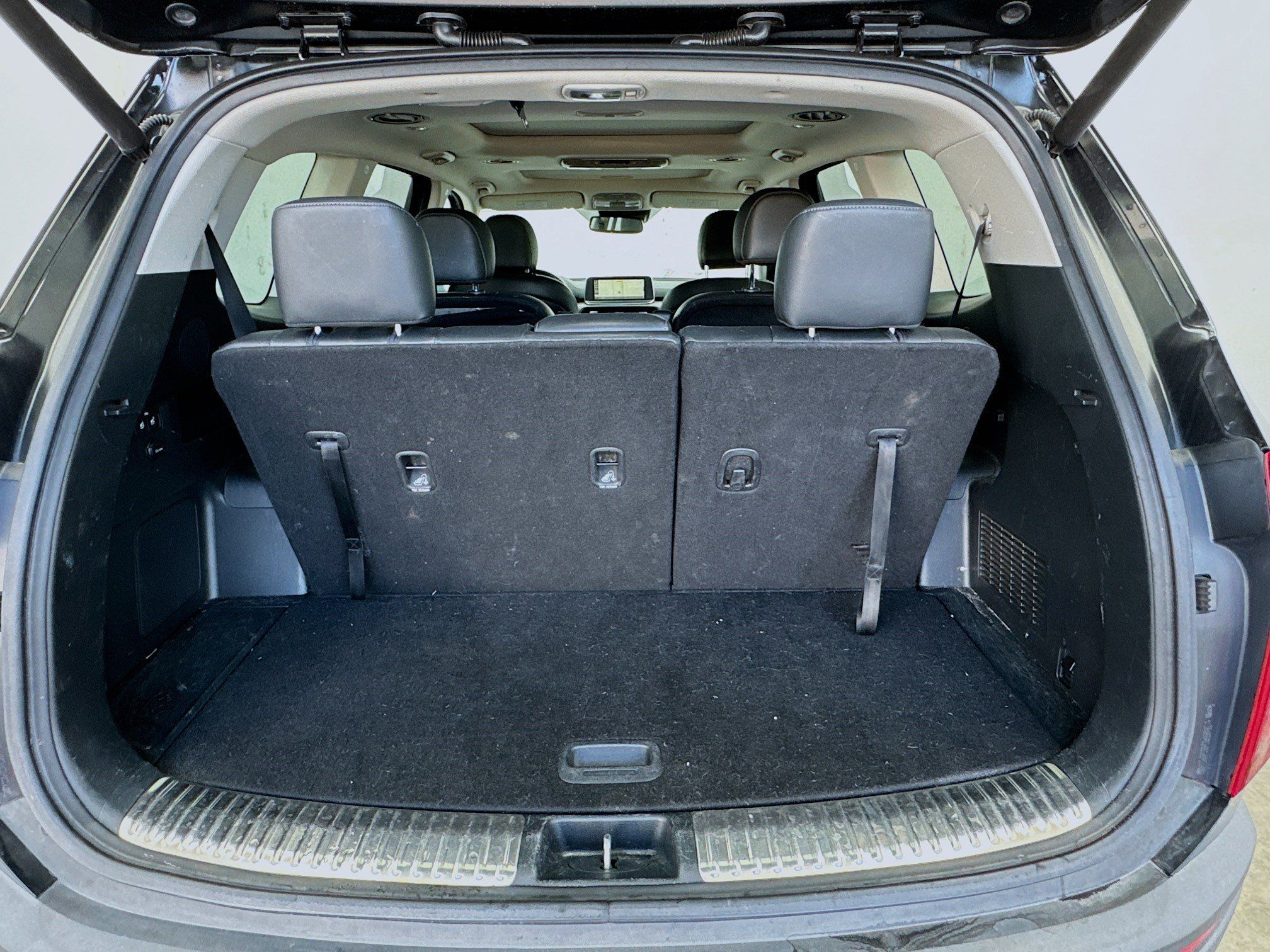 Used 2021 Kia Telluride SX w/ Towing Package FWD image 17