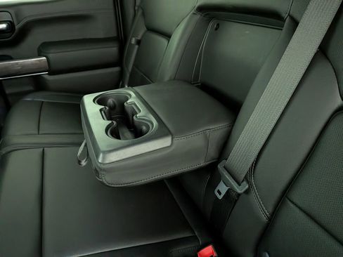 Used 2020 Chevrolet Silverado 1500 LTZ image 31