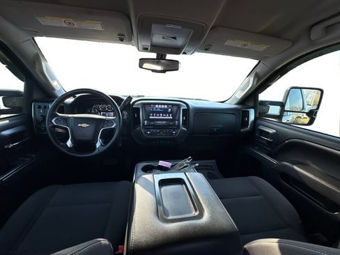 Used 2017 Chevrolet Silverado 2500 LT w/ All Star Edition image 21