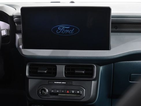 New 2025 Ford Maverick XLT w/ XLT Luxury Package image 9