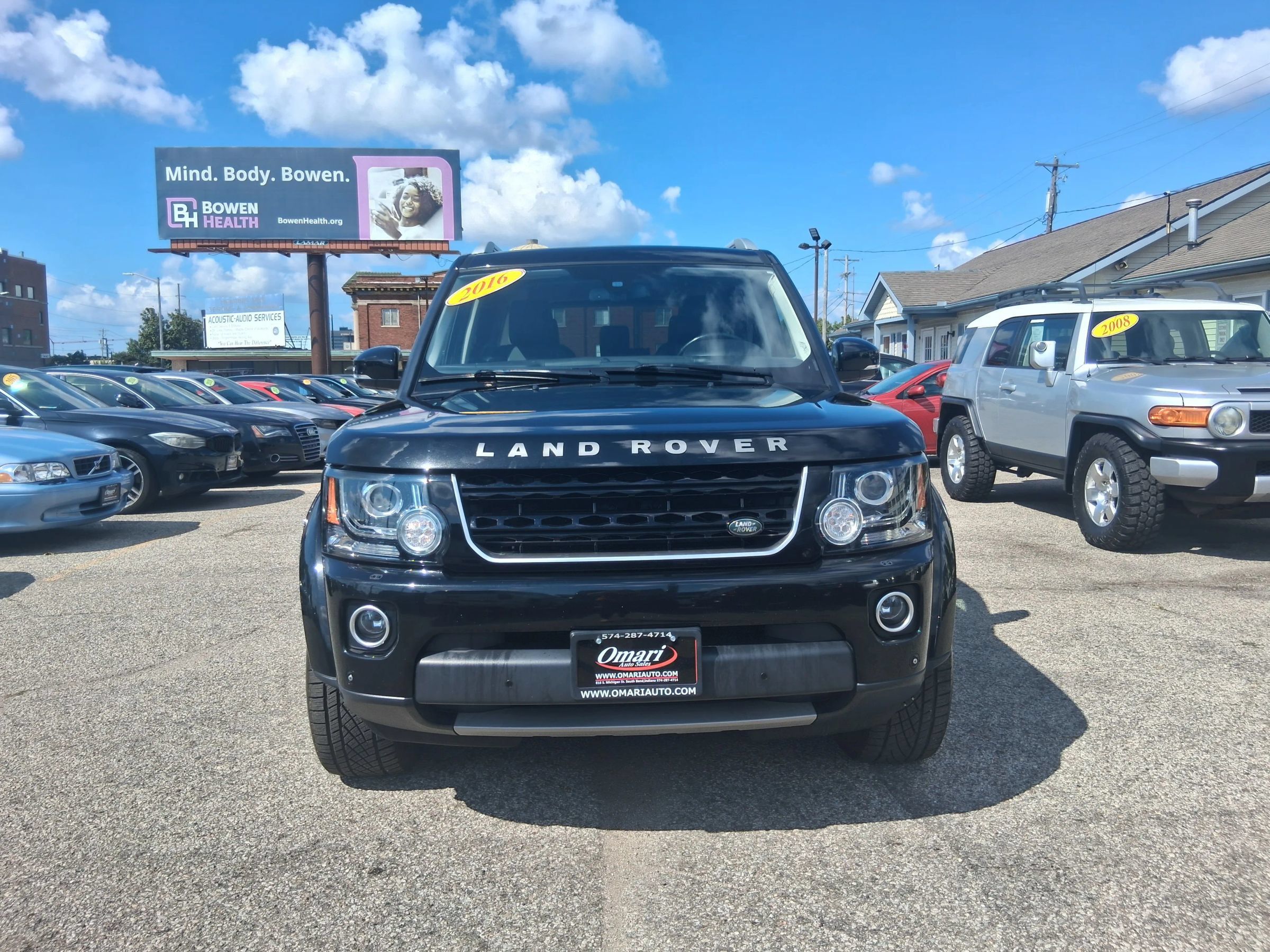 Used 2016 Land Rover LR4 HSE LUX AWD/4WD image 2