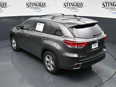 Used 2017 Toyota Highlander Limited image 13