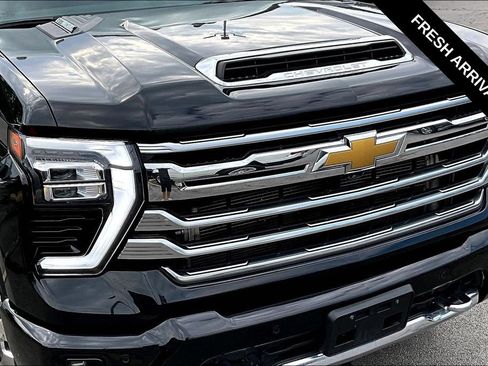 Used 2024 Chevrolet Silverado 3500 High Country w/ High Country Premium Package AWD/4WD image 33