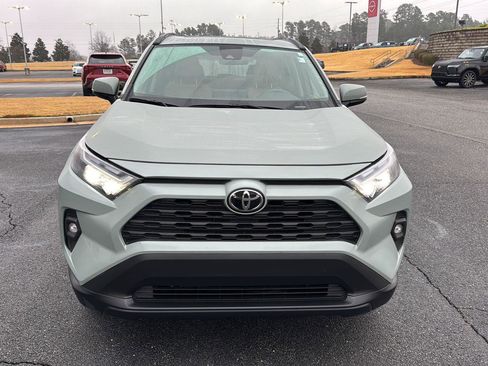 Used 2023 Toyota RAV4 XLE Premium image 7