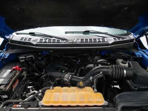Used 2017 Ford F150 XLT AWD/4WD image 18