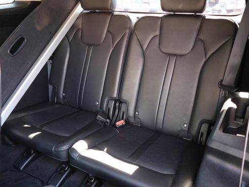 Used 2024 Kia Sorento X-Line EX image 25