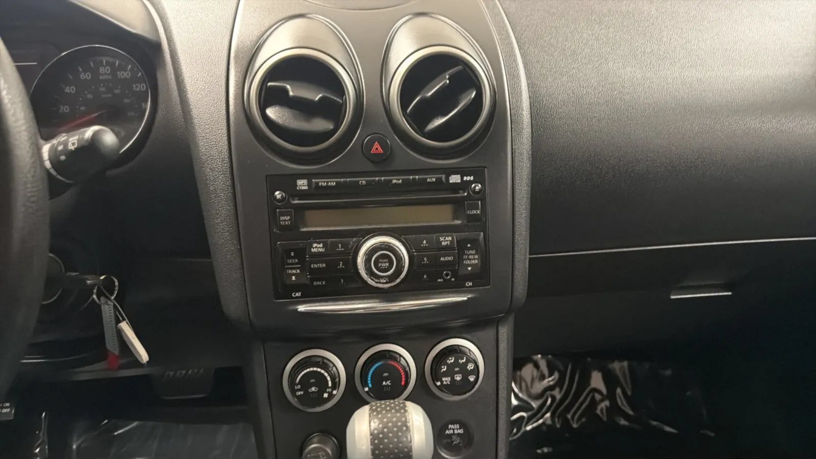 Used 2013 Nissan Rogue S FWD image 13