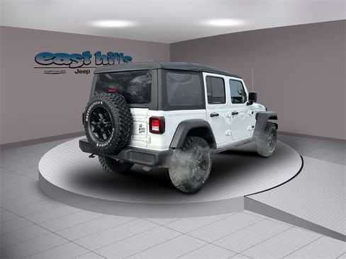 Certified 2022 Jeep Wrangler Unlimited Sport image 3