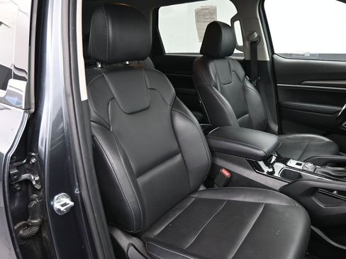 Used 2022 Kia Telluride LX AWD/4WD image 35