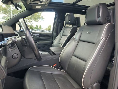 Used 2022 Cadillac Escalade Sport w/ Touring Package image 19