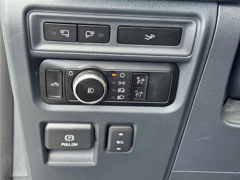 Certified 2023 Ford F150 Platinum AWD/4WD image 16