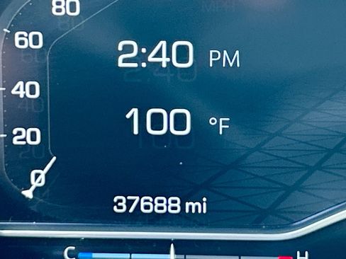 Used 2022 GMC Sierra 1500 AT4X image 24