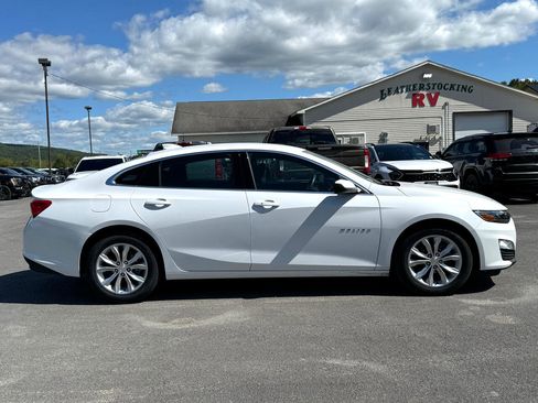 Used 2023 Chevrolet Malibu LT image 4
