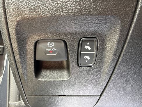 Used 2025 RAM 1500 Big Horn AWD/4WD image 15