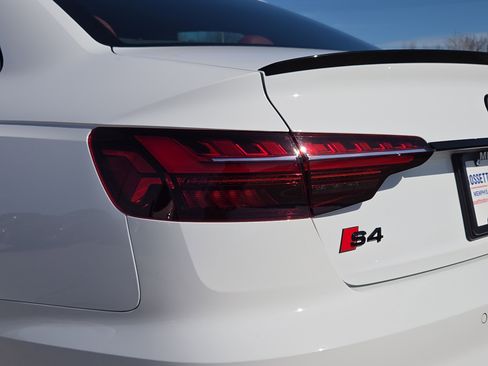 Used 2024 Audi S4 Premium Plus AWD/4WD image 7