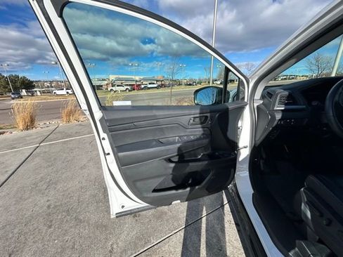 Used 2023 Honda Odyssey EX-L image 10