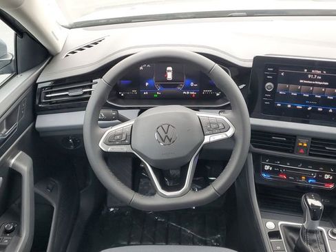 New 2025 Volkswagen Jetta SE image 26