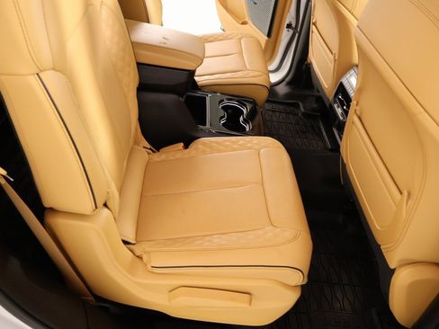 Used 2023 Jeep Grand Cherokee L Summit image 16