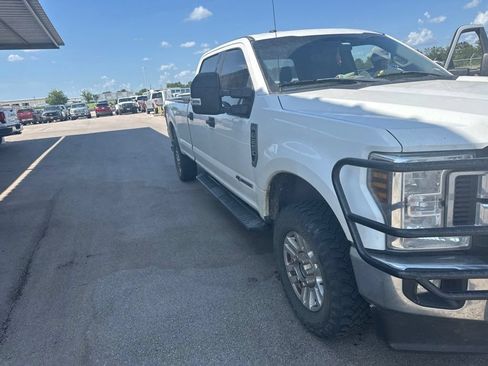 Used 2019 Ford F250 XLT w/ XLT Value Package AWD/4WD image 6