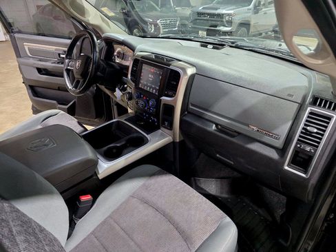 Used 2017 RAM 1500 Big Horn AWD/4WD image 36