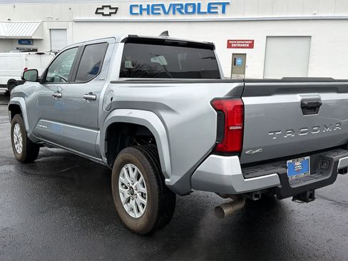 Used 2024 Toyota Tacoma SR5 image 7