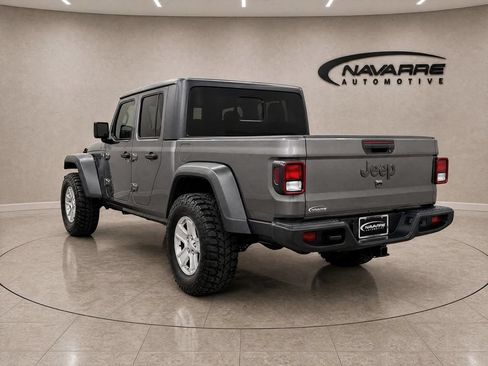 Used 2023 Jeep Gladiator Sport w/ Trailer Tow Package AWD/4WD image 5