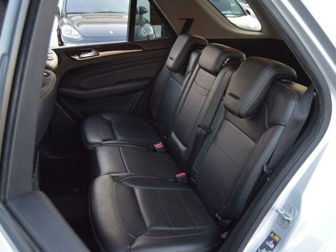Used 2015 Mercedes-Benz ML 350 4MATIC image 36