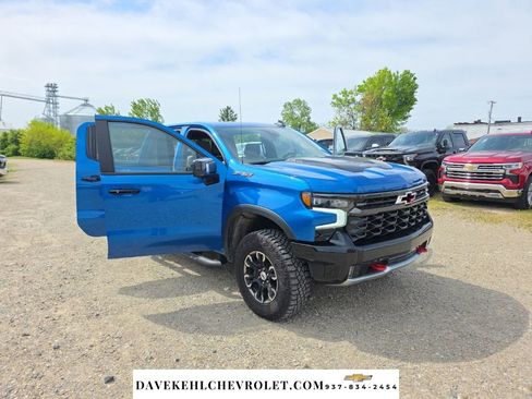 Used 2022 Chevrolet Silverado 1500 ZR2 w/ Technology Package AWD/4WD image 46