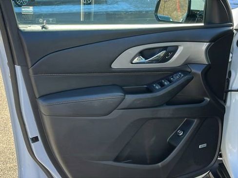 Used 2020 Chevrolet Traverse RS w/ LPO, Floor Liner Package image 9