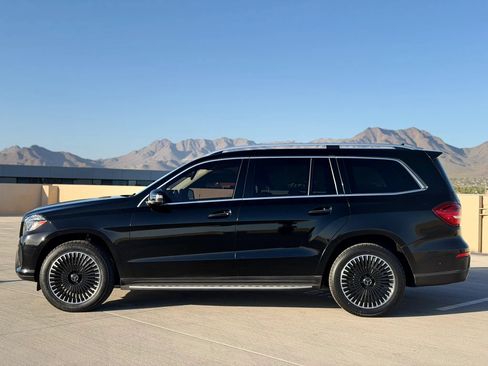 Used 2017 Mercedes-Benz GLS 450 4MATIC image 4