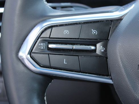 Used 2024 Chevrolet Traverse LS image 13