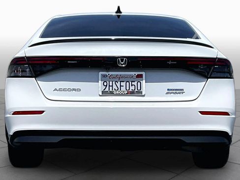 Used 2023 Honda Accord Sport image 4