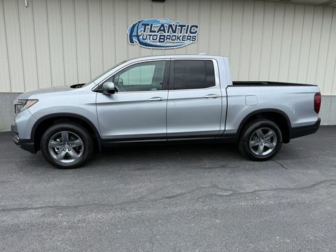 Used 2023 Honda Ridgeline RTL image 2