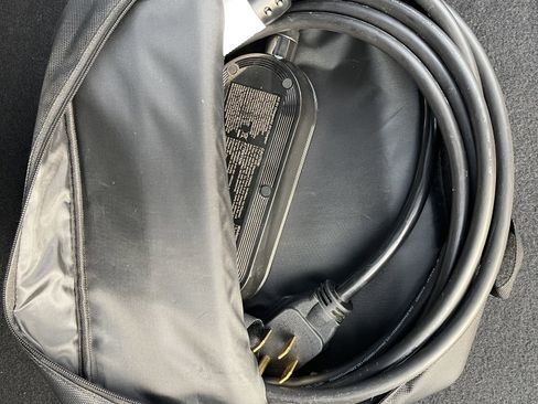 Used 2018 Porsche Cayenne S Platinum image 19