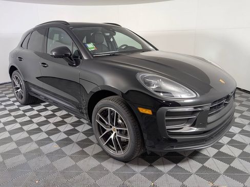 New 2026 Porsche Macan image 9