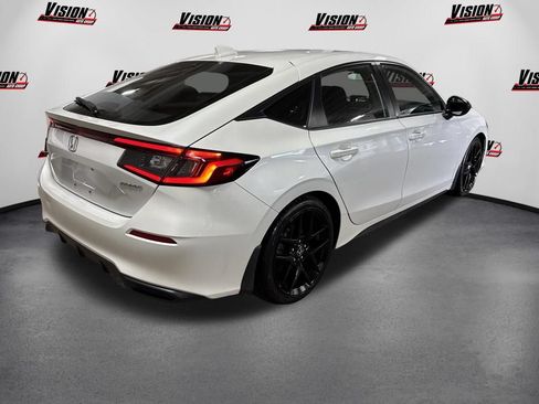 Used 2023 Honda Civic Sport image 5