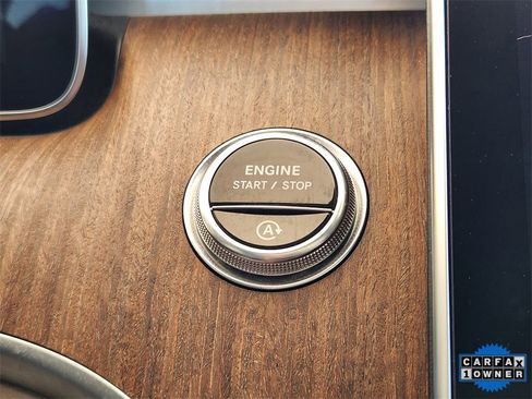 Used 2022 Mercedes-Benz C 300 Sedan image 23