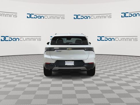 New 2026 Chevrolet Equinox EV LT w/ Convenience Package II image 7