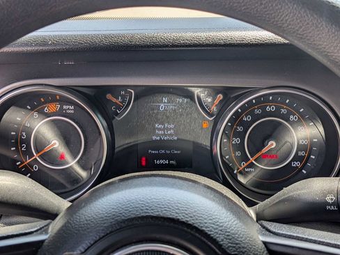 Used 2023 Jeep Wrangler Sport AWD/4WD image 16