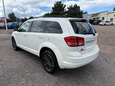 Used 2018 Dodge Journey SE w/ Blacktop Package image 5
