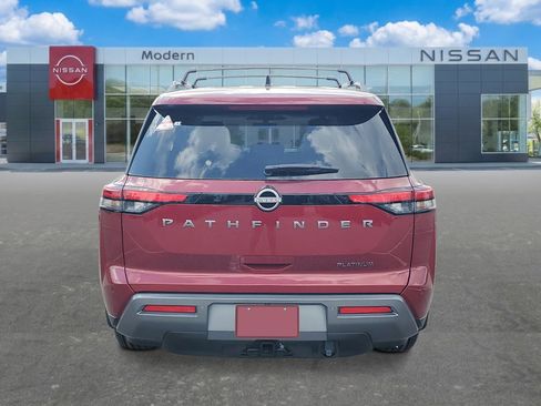 New 2026 Nissan Pathfinder Platinum FWD image 3